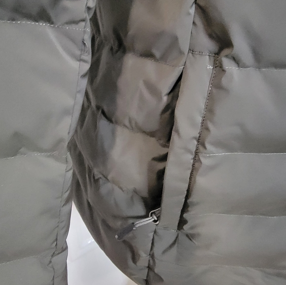 32 DEGREES HEAT Women's Hooded Jacket - Picture 7 of 9